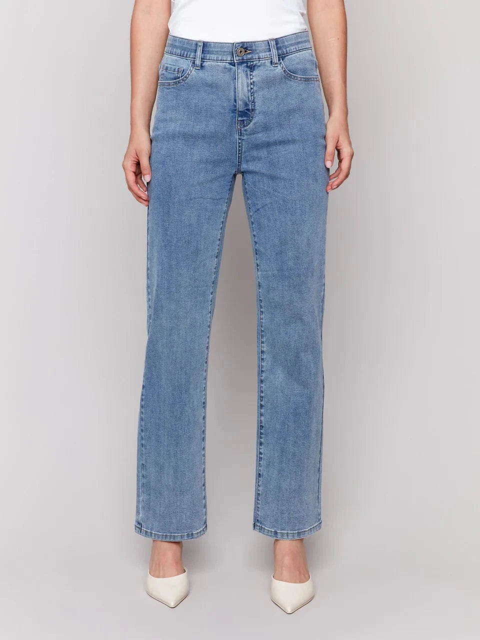 cwb-charlotte-straight-leg-jeans-bleu-pale-lt-blue-2-c5584j140_960x_crop_center_84359b6a-c2a8-4572-8919-ee4f65d1c260_1800x1800.jpg